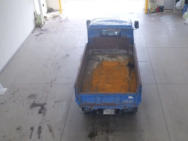 Mitsubishi Fuso Canter  с аукциона в Японии