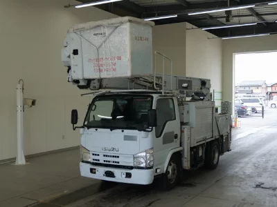 Isuzu Elf