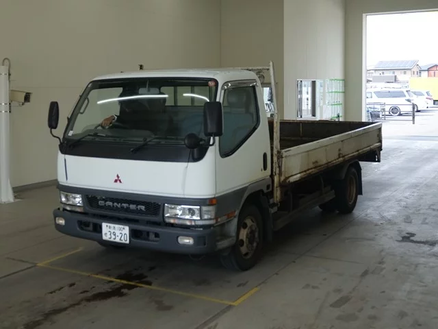 Mitsubishi Fuso Canter  с аукциона в Японии