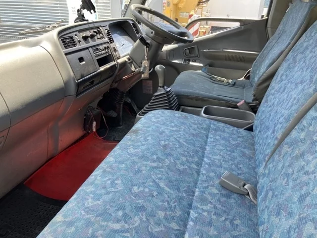 Mitsubishi Fuso Canter  с аукциона в Японии