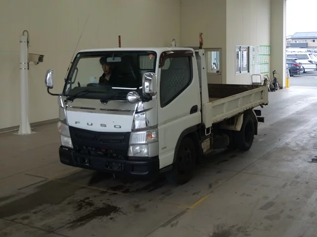 Mitsubishi Fuso Canter  с аукциона в Японии