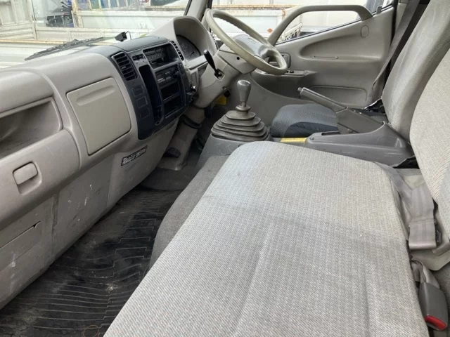 Hino Dutro  с аукциона в Японии