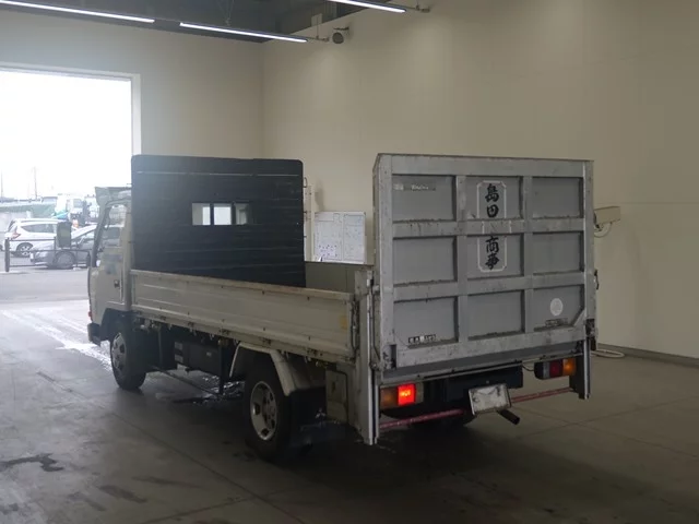 Mitsubishi Fuso Canter  с аукциона в Японии