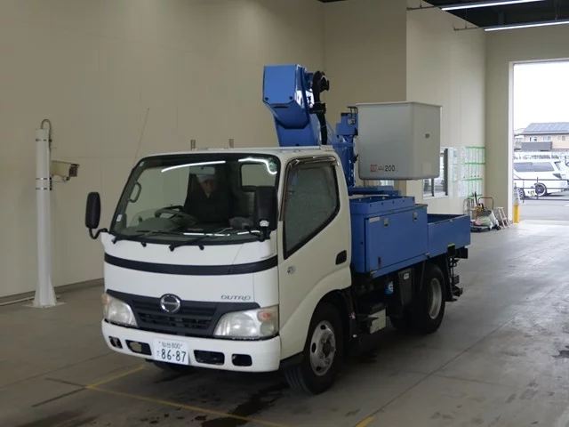 Hino Dutro  с аукциона в Японии