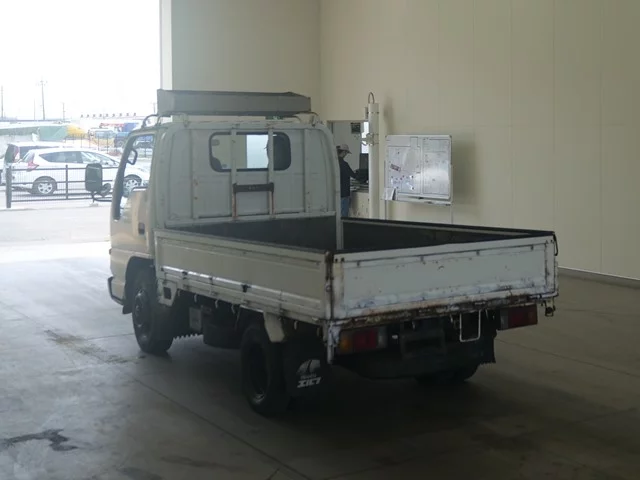 Isuzu Elf  с аукциона в Японии