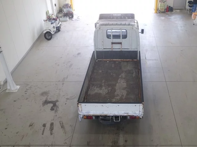 Isuzu Elf  с аукциона в Японии