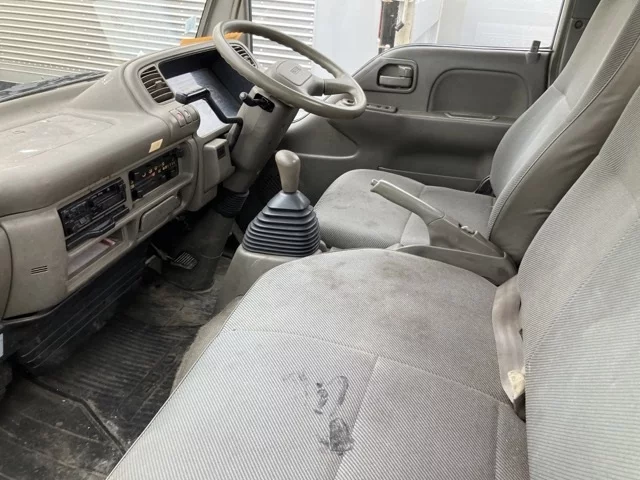 Isuzu Elf  с аукциона в Японии