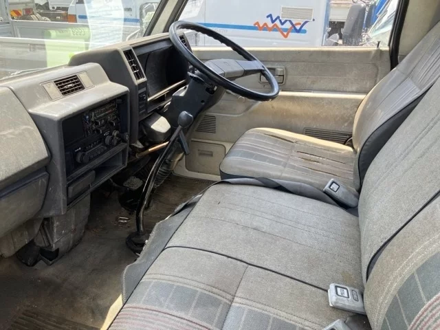 Isuzu Elf  с аукциона в Японии
