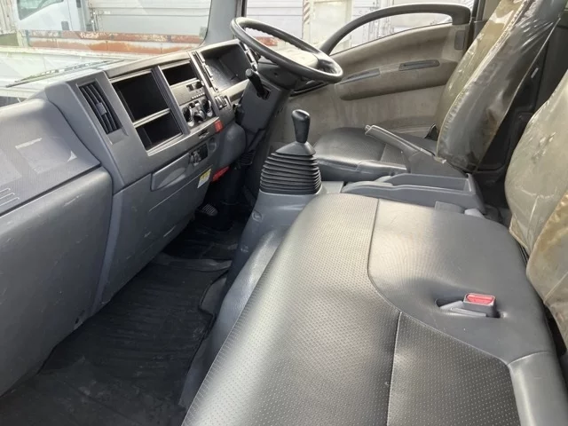 Isuzu Elf  с аукциона в Японии