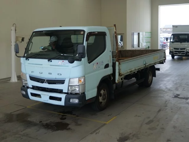 Mitsubishi Fuso Canter  с аукциона в Японии