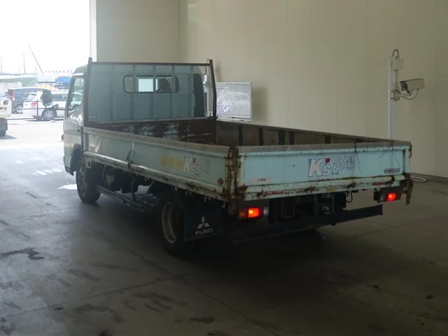 Mitsubishi Fuso Canter  с аукциона в Японии
