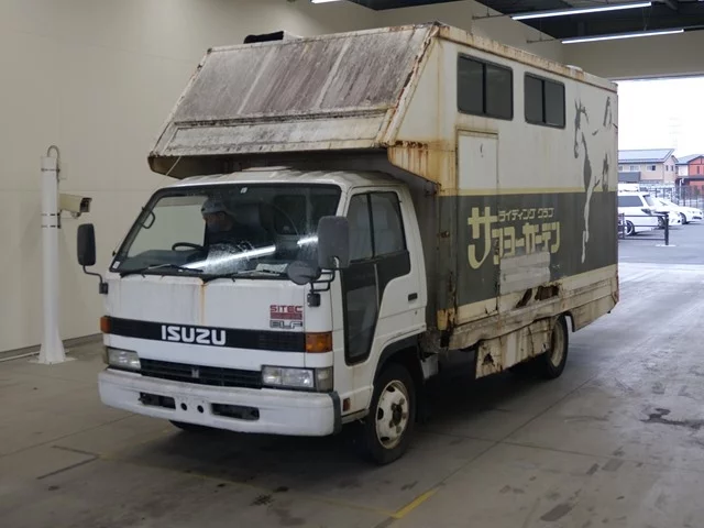 Isuzu Elf  с аукциона в Японии