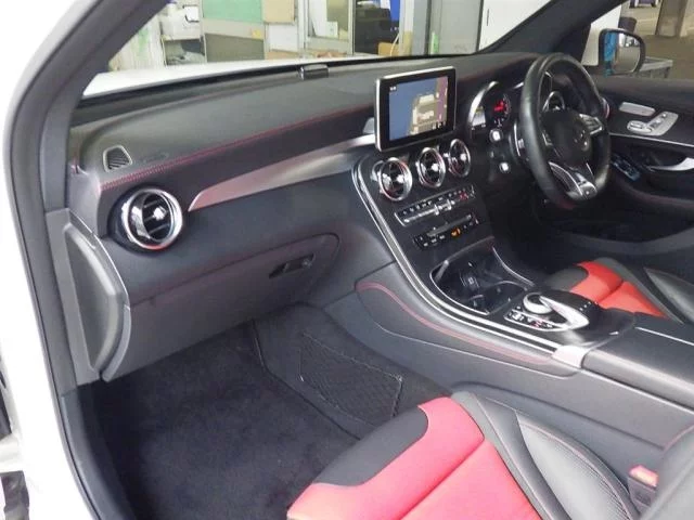 Mercedes-Benz MERCEDES AMG  с аукциона в Японии
