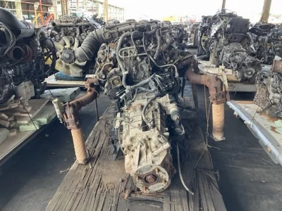 Nissan ENGINE