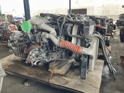 Nissan ENGINE