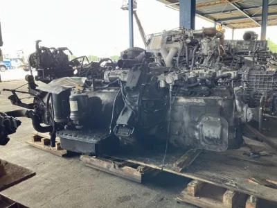 Nissan ENGINE