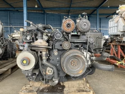 Nissan ENGINE