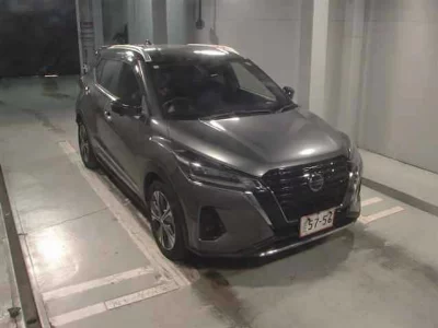 NISSAN KICKS