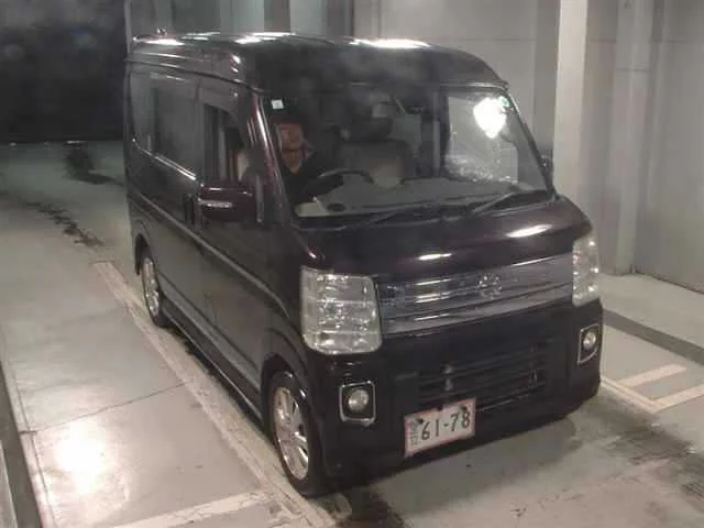 Nissan NV100 Clipper Rio  с аукциона в Японии