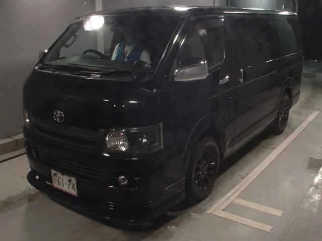 Toyota RegiusAce  с аукциона в Японии