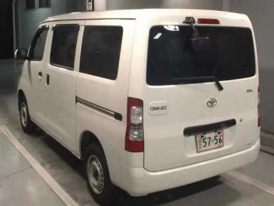 TOYOTA TOWN ACE VAN