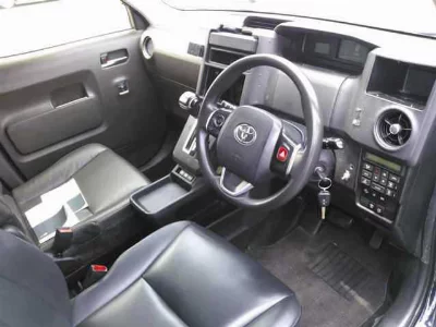TOYOTA JPN TAXI