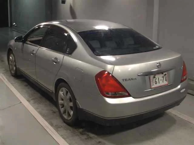 Nissan Teana  с аукциона в Японии