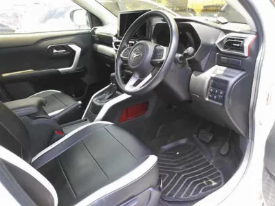DAIHATSU ROCKY