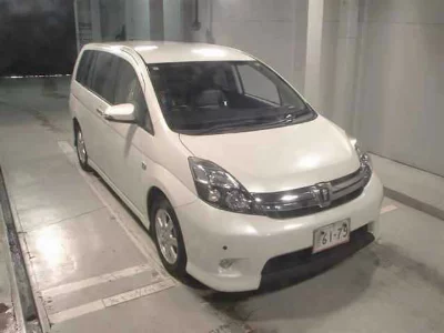 TOYOTA ISIS
