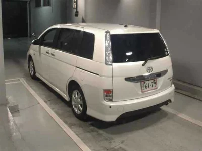 TOYOTA ISIS