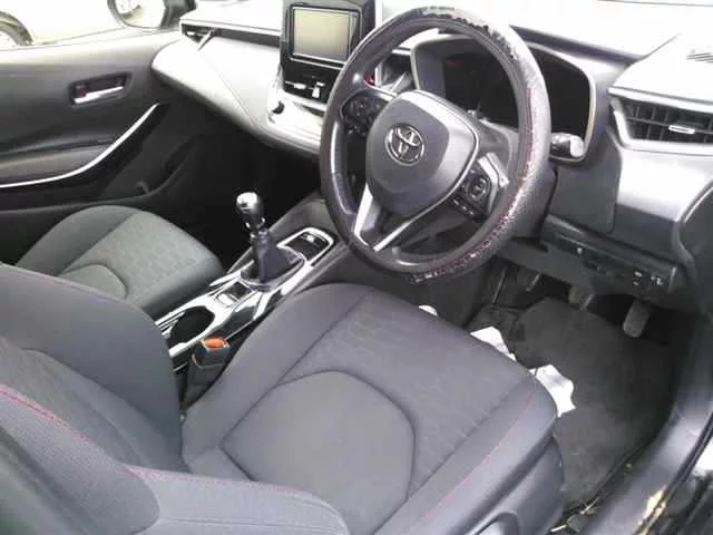 Toyota Corolla Hatchback  с аукциона в Японии