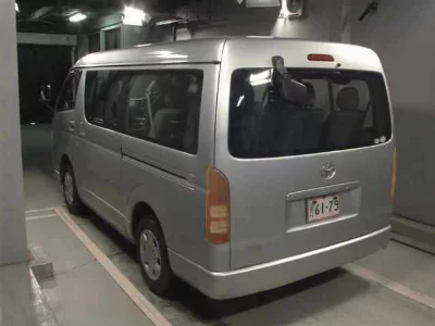 TOYOTA HIACE WAGON