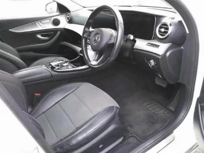 MERCEDES BENZ E CLASS