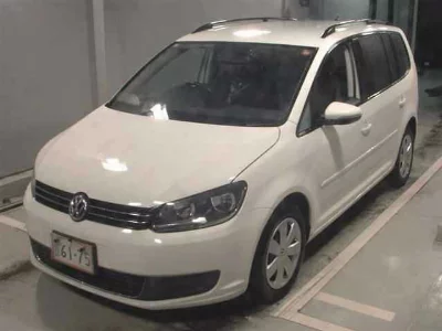 VOLKSWAGEN GOLF TOURAN