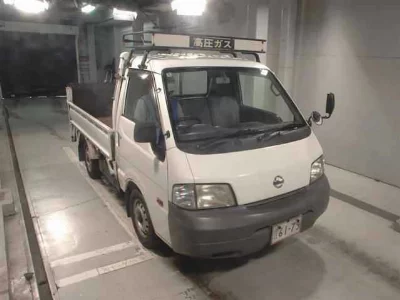 NISSAN VANETTE TRUCK