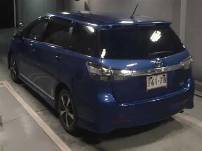 TOYOTA WISH