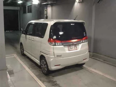 MITSUBISHI DELICA D:2