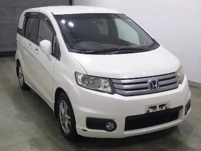 Honda Freed Spike
