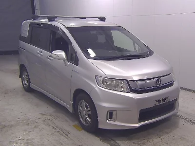 Honda Freed Spike