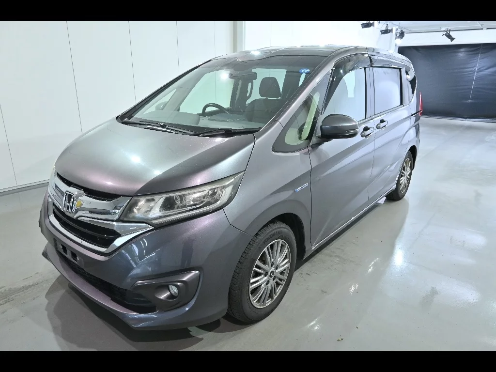 Honda Freed  с аукциона в Японии