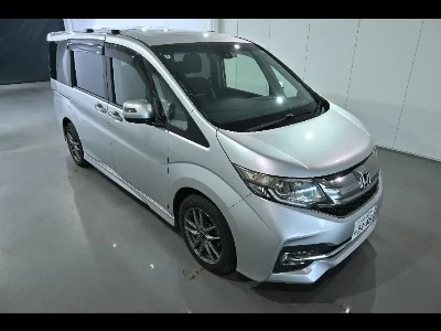 Honda STEPWGN SPADA