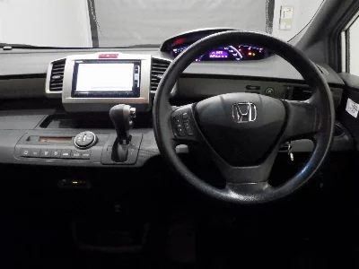 Honda Freed Spike