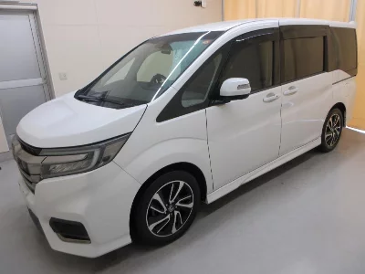 Honda STEPWGN SPADA