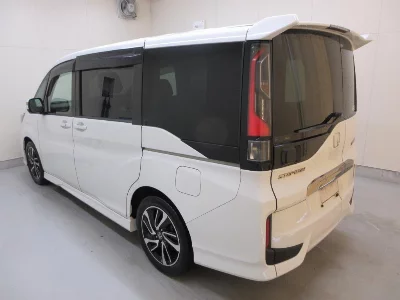Honda STEPWGN SPADA