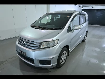 Honda Freed Spike