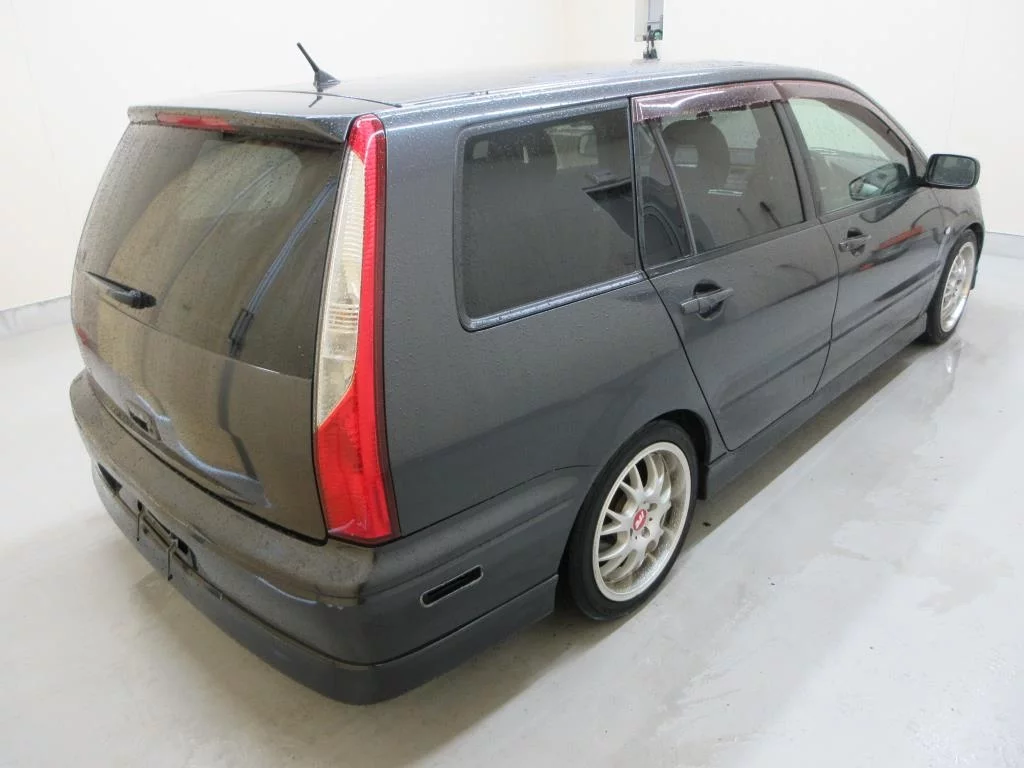 Mitsubishi LANCER CEDIA WAGON  с аукциона в Японии