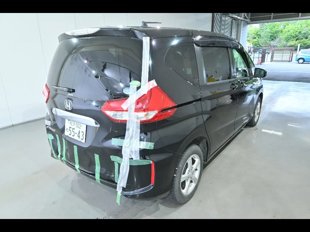 Honda Freed  с аукциона в Японии