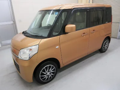 Suzuki Spacia