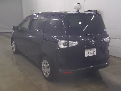 Toyota Sienta
