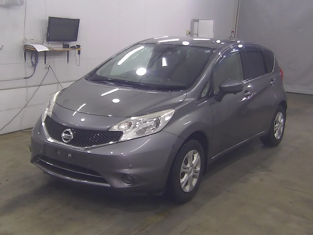 Nissan Note  с аукциона в Японии